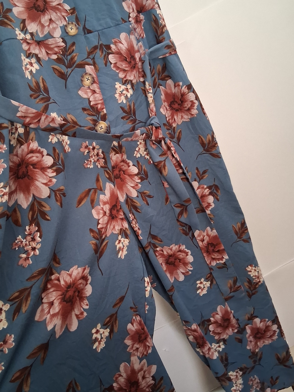 Xhilaration JUMPSUIT Blue Floral with Tie Belt Size XL - Picture 5 of 8
